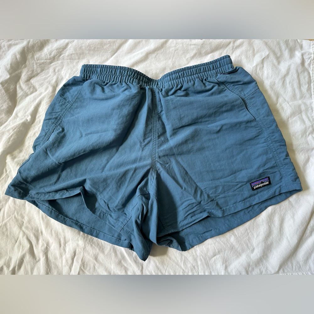 Patagonia Baggies Shorts 5 in inseam (women’s fit)